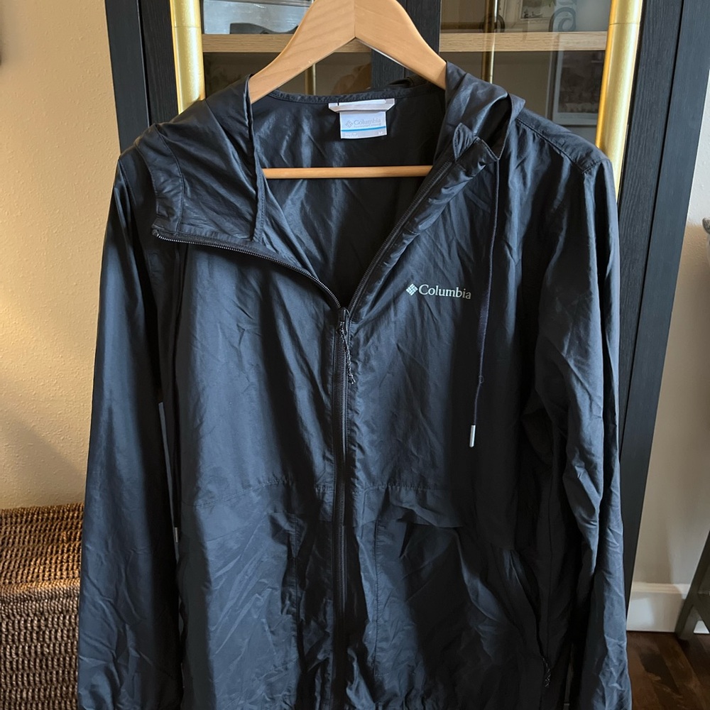 Columbia Women's Black Windbreaker Jacket
